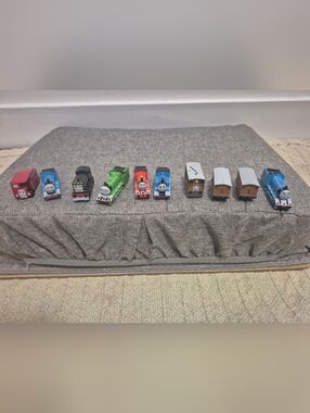 Teeny Tiny Thomas & Friends Mini Engine Set - Assorted Colors